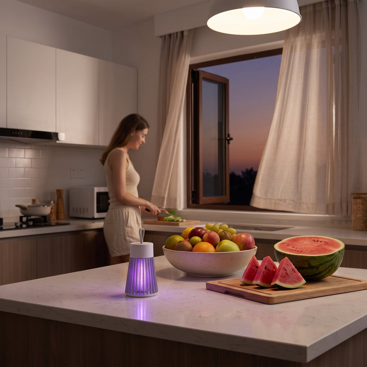Armadilha elétrica UV para mosquitos — ventoinha de sucção de ar a 360°, bateria USB recarregável, menos de 30 dB, até 50 m²