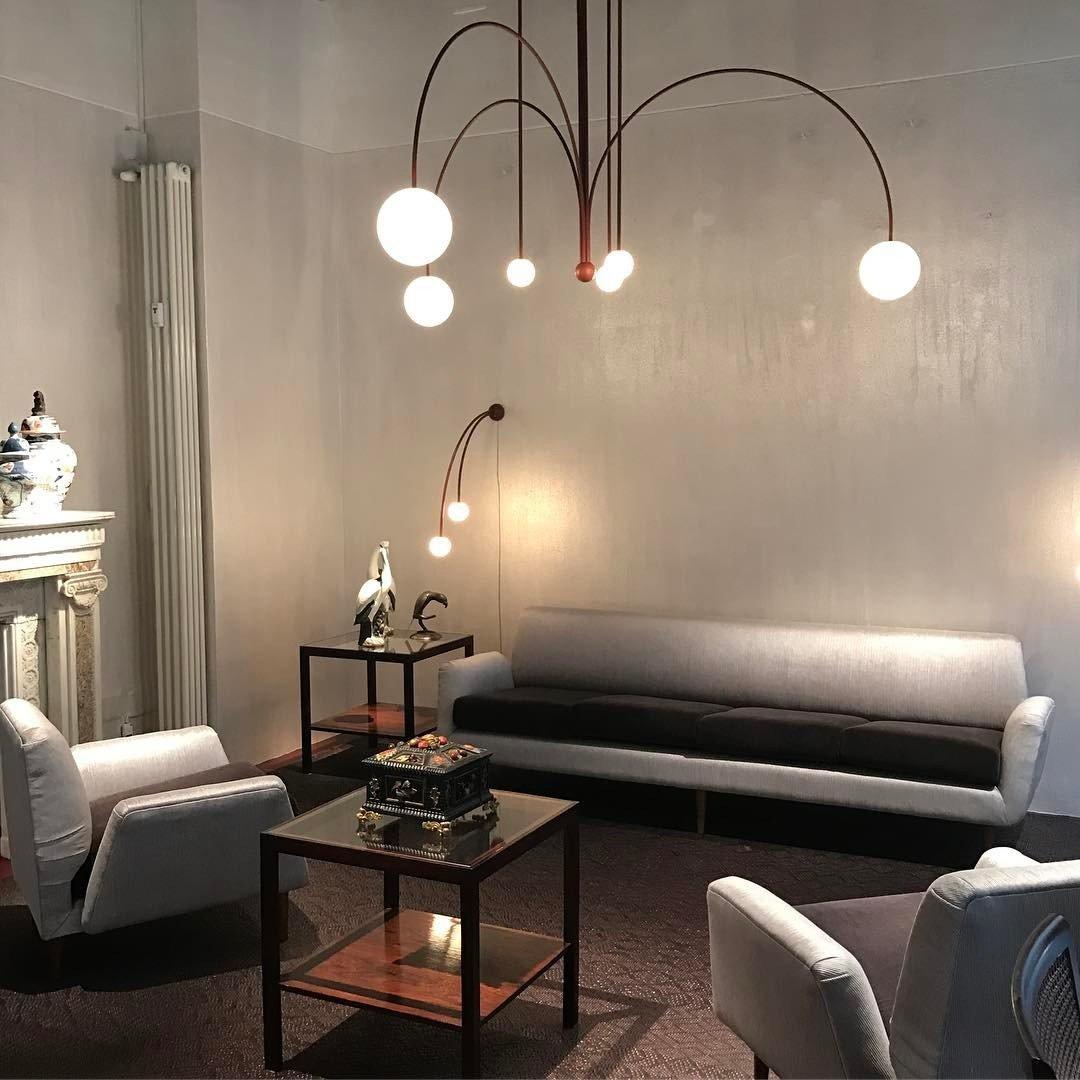Nova Crest Pendant Light With Bold Hanging Design For Dining Rooms And Entryways