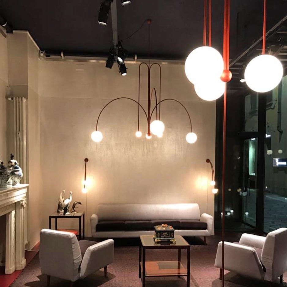 Nova Crest Pendant Light With Bold Hanging Design For Dining Rooms And Entryways