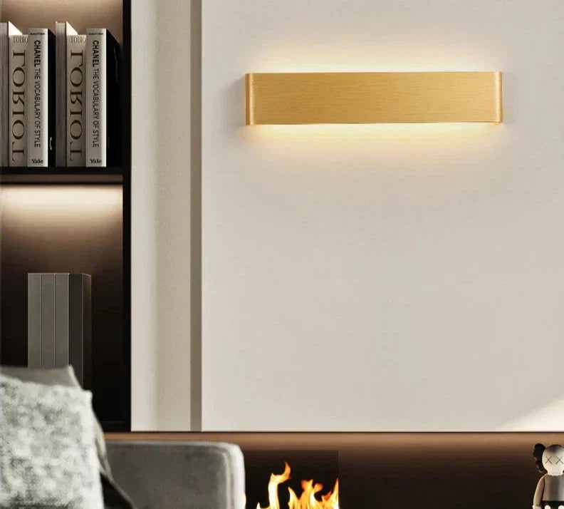 APHRODITE Ultra-Thin Aluminum LED Wall Lamp With Acrylic Shade