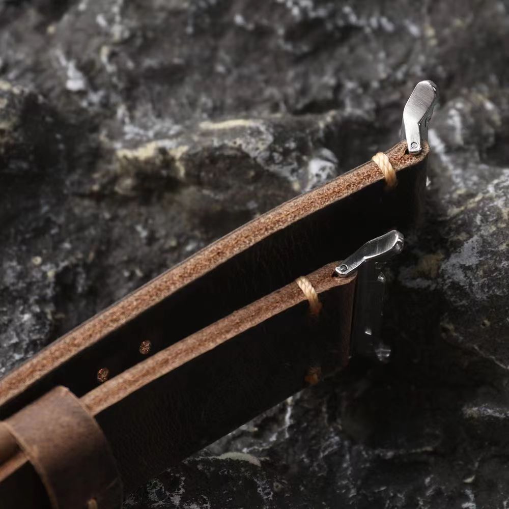 Heritage Collection Vintage Leather Strap For Samsung Watch Ultra — Adjustable Fit, Hand-Stitched Seam Detail