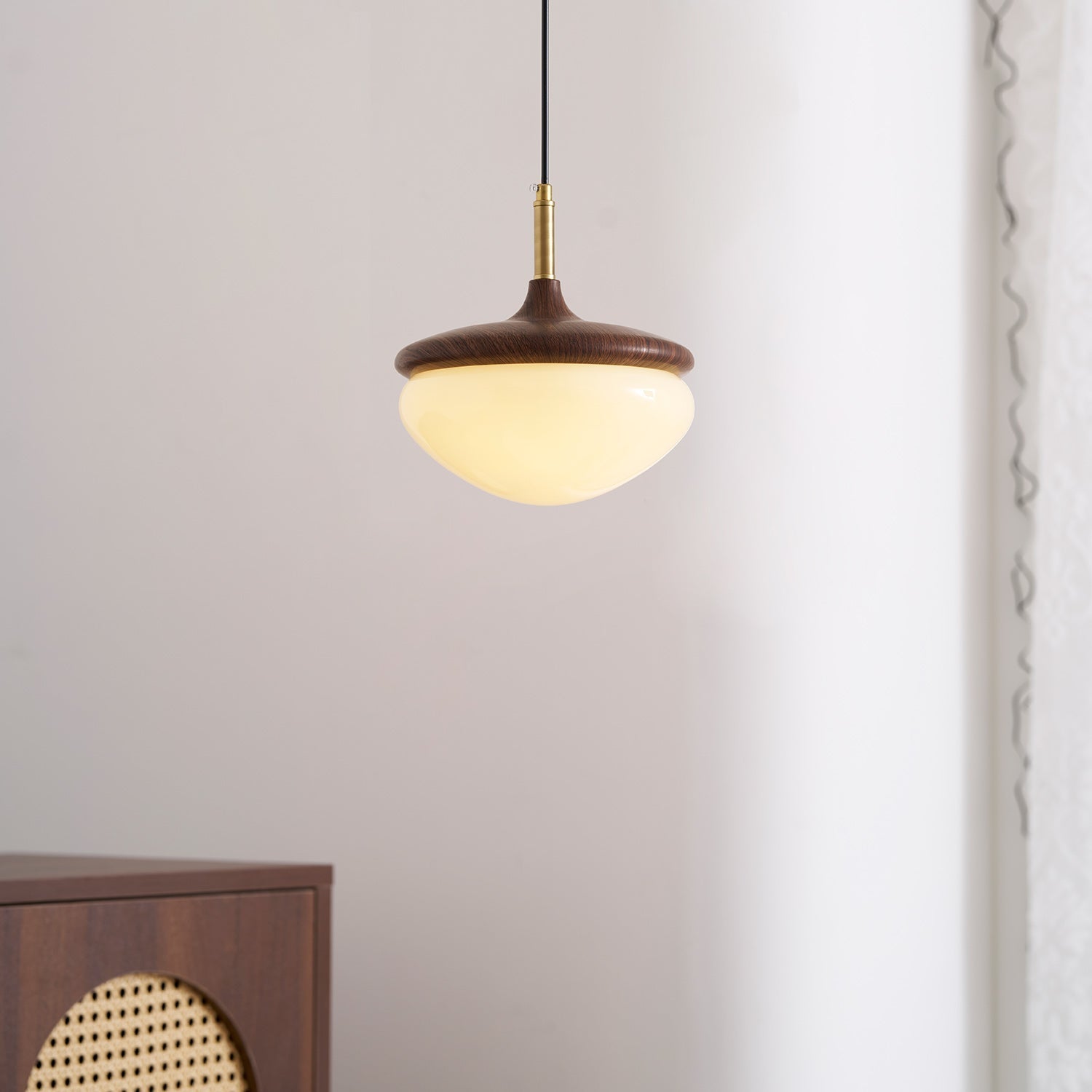 Vintage Pendant Light With Metal And Glass In Beige Gold For Dining And Living Rooms