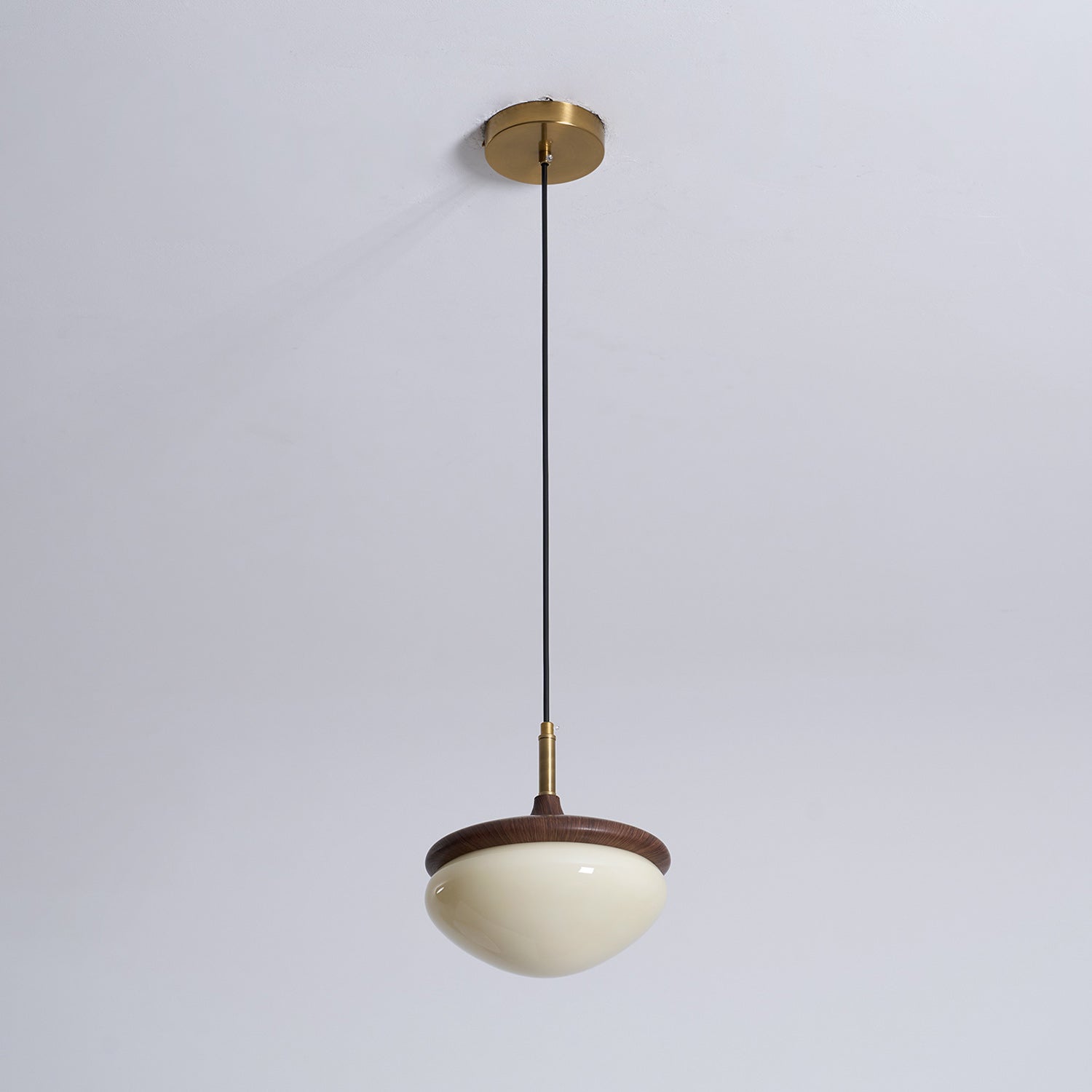 Vintage Pendant Light With Metal And Glass In Beige Gold For Dining And Living Rooms