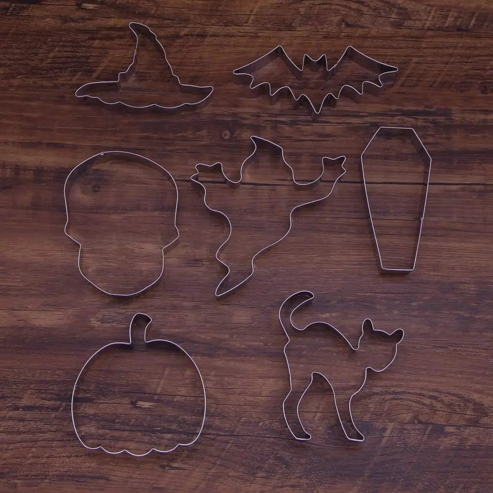 Seven Piece Halloween Cookie Cutters In Stainless Steel For Cookies, Pancakes, Fruit