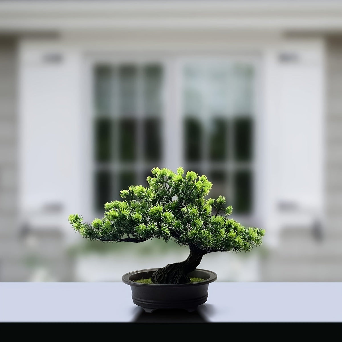 Lebensechter Bonsai-Baum — realistische Blätter, ganzjähriger Akzent ohne Pflege