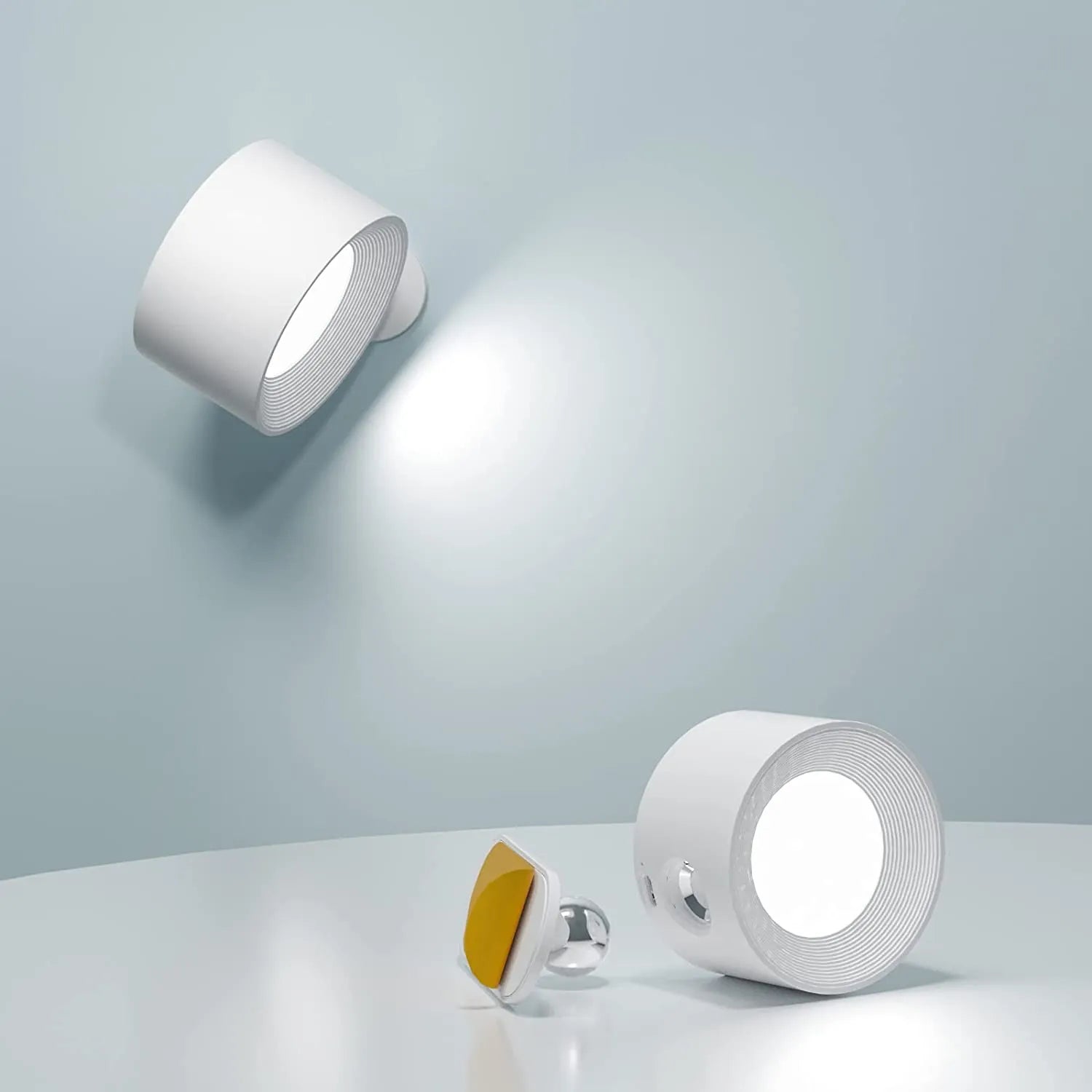 Bezdrátová dobíjecí nástěnná lampa LumoFlex — otočení o 360 stupňů, stmívatelné osvětlení