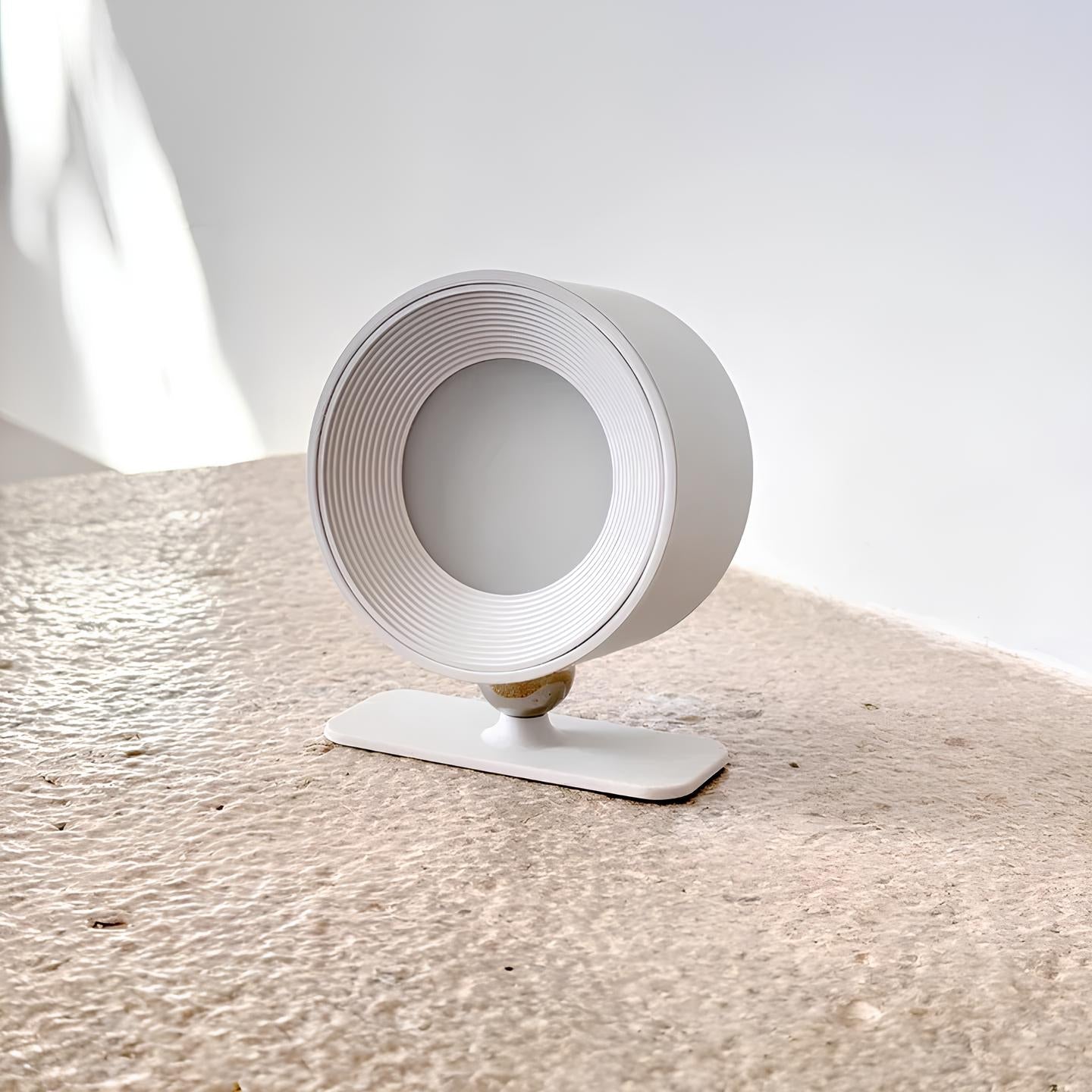 Bezdrátová dobíjecí nástěnná lampa LumoFlex — otočení o 360 stupňů, stmívatelné osvětlení