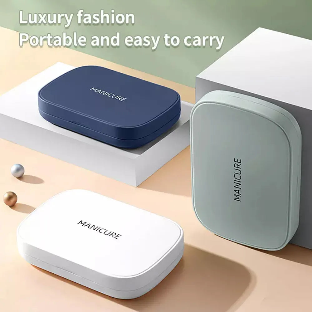 LuxNails 18dílná manikúrová sada z nerezové oceli — kompaktní ochranné pouzdro