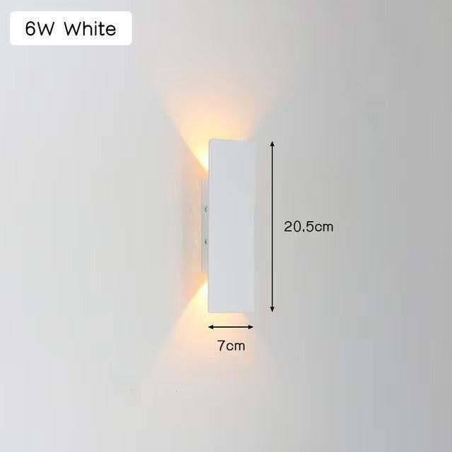 LuxeWall venkovní nástěnné svítidlo — hliníkové provedení odolné proti povětrnostním vlivům, integrovaná technologie LED