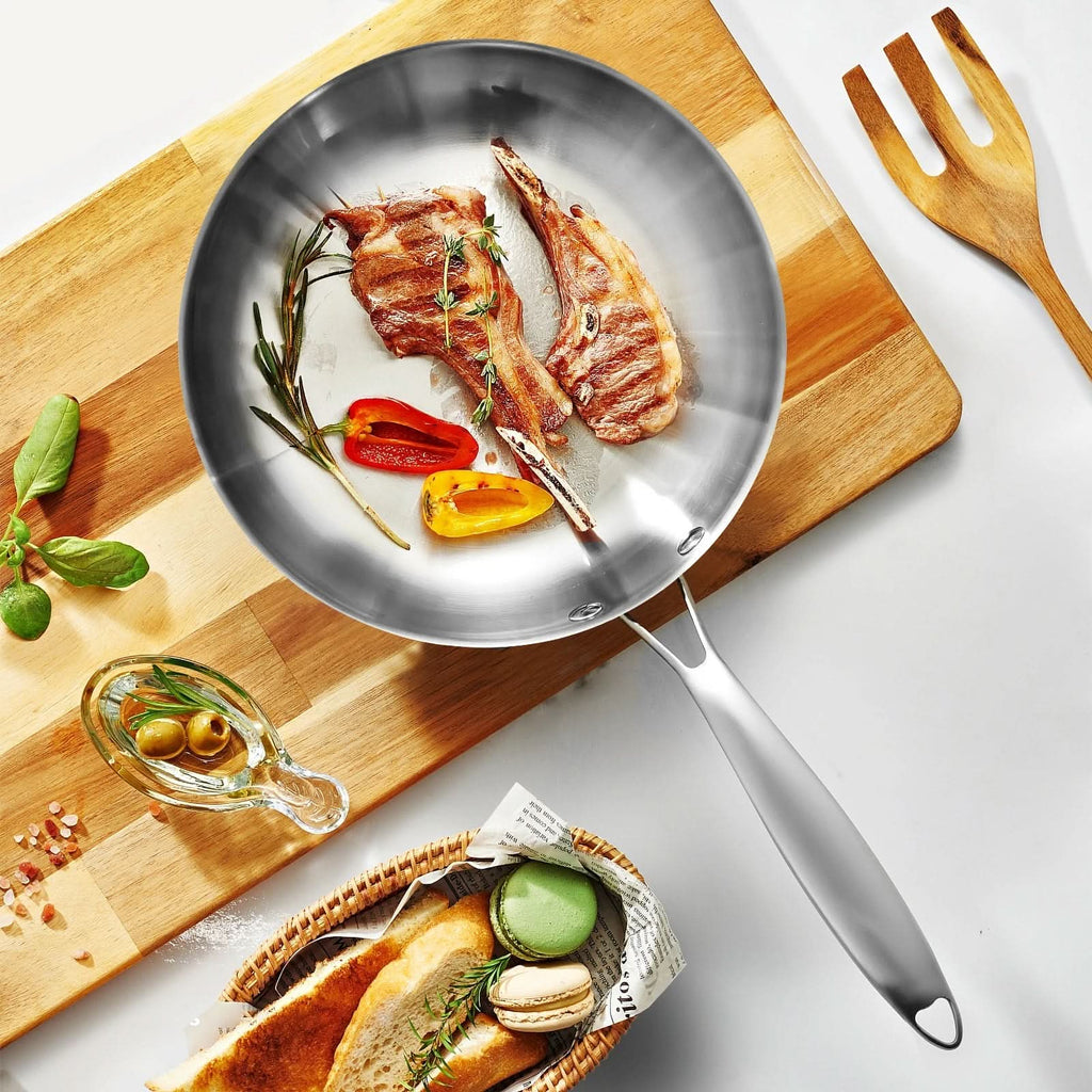 Frigideira em aço inoxidável 304 CULINEXA — Superfície sem revestimento, compatível com fogões a gás e de indução