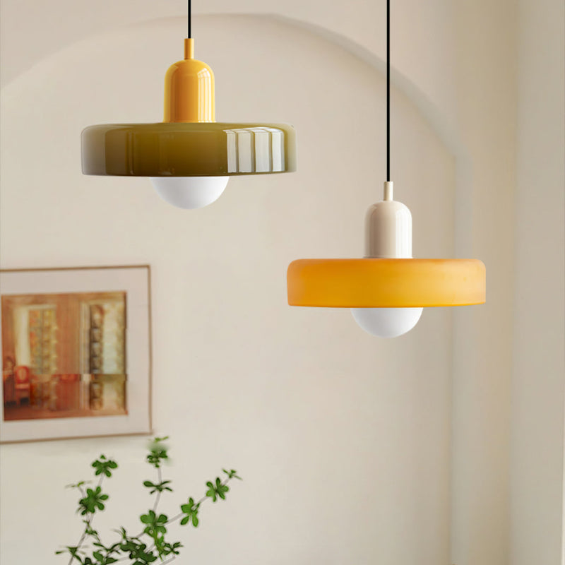 Aurelo barevné skleněné závěsné světlo v Bauhaus stylu pro jídelny v moderním domácím dekoru