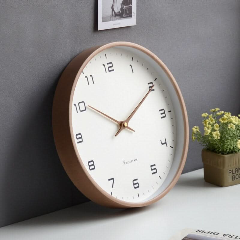 Velké dřevěné nástěnné hodiny — minimalistický design, tichý chod