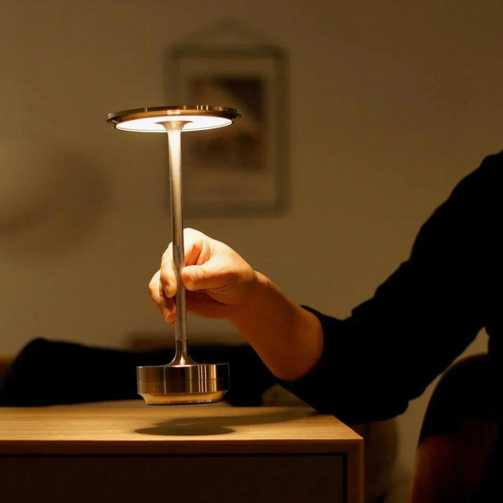 Lamp — Built-In Wireless Charging, Solid Aluminum Body, 27.5 x 13 cm
