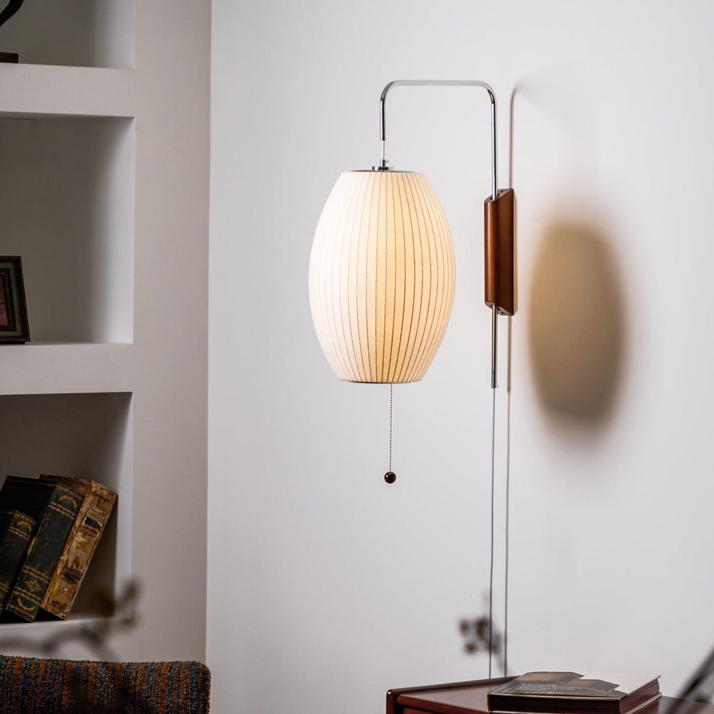 Nástěnná lampa z ořechového dřeva a bílé barvy s hedvábným stínidlem pro obývací pokoj a ložnici