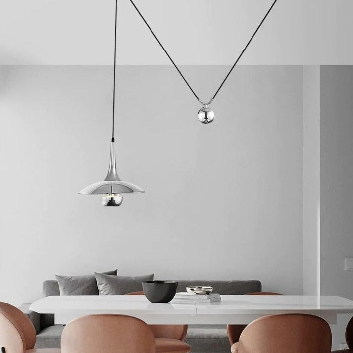 Onos Adjustable Pendant Lamp With Counterweight Ball Vintage Chrome Or Gold Metal