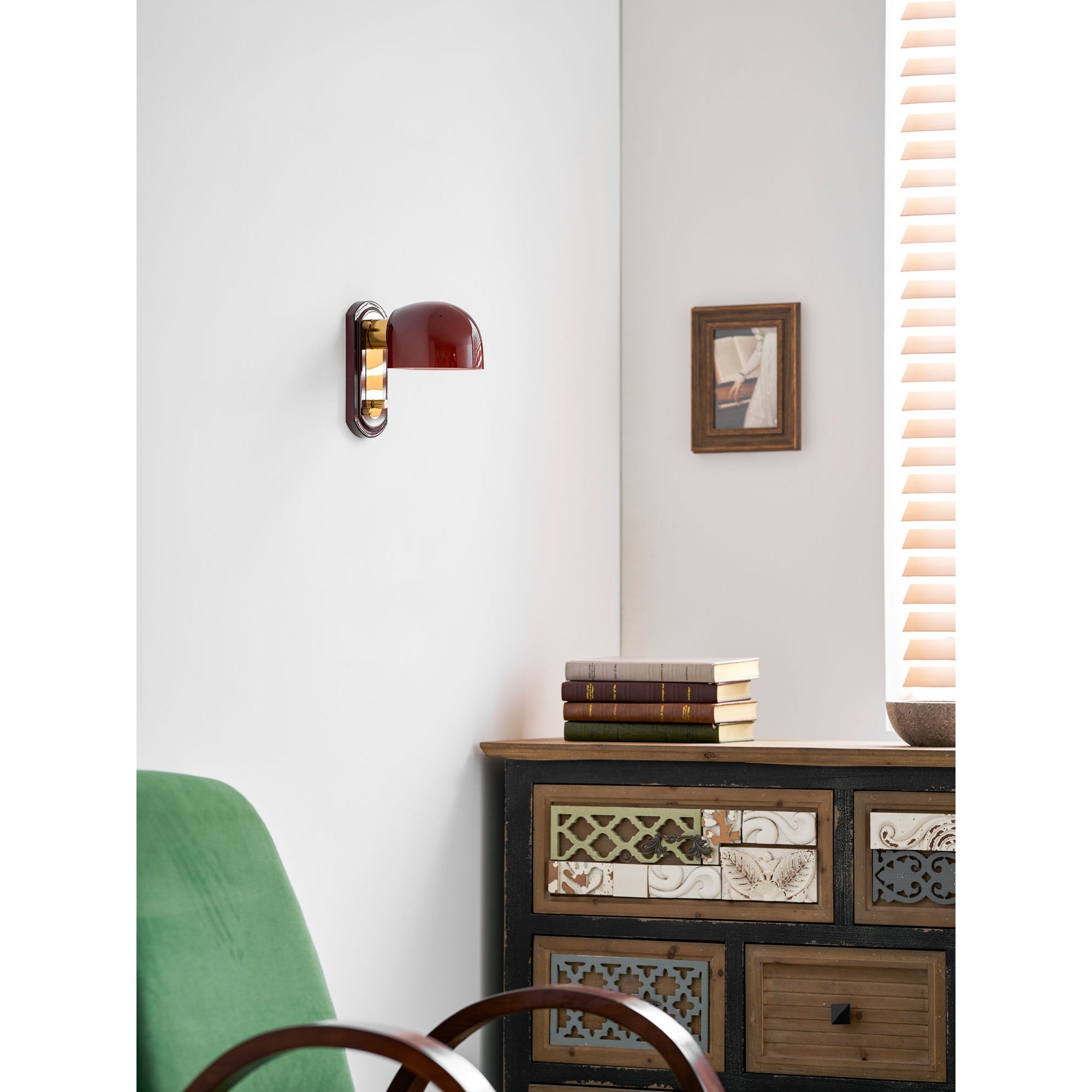 Crimson Glass Lampshade Wall Light For Living And Dining Rooms