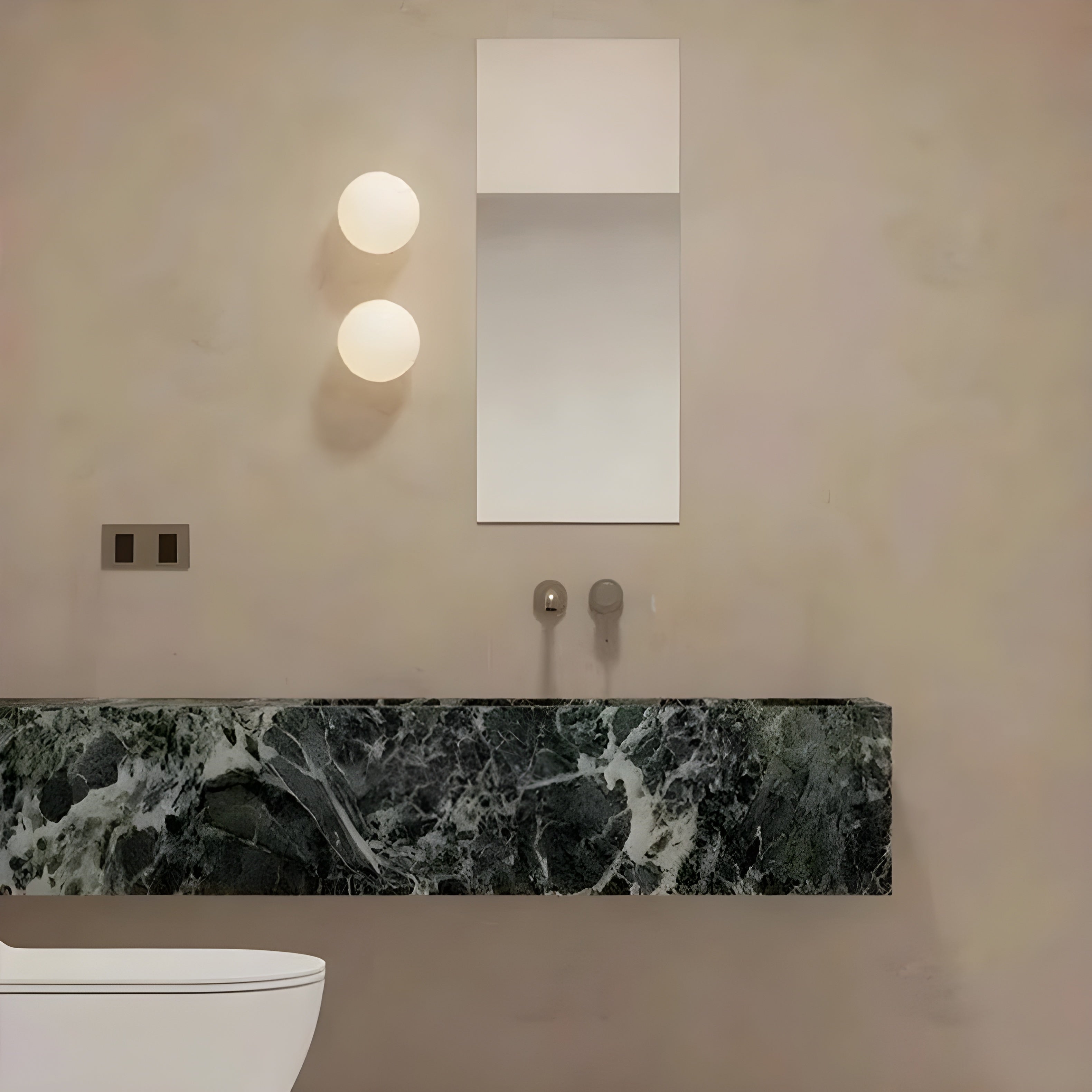 Væglampe i matteret glas i minimalistisk japandi-stil til stue og soveværelse