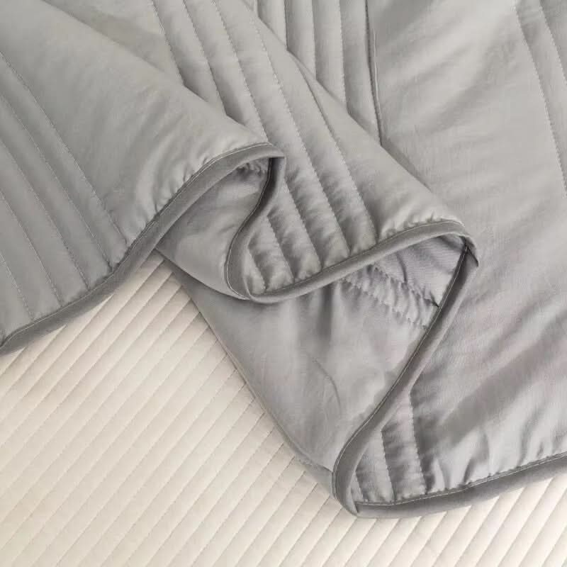 Couverture rafraîchissante fine FIBERCHILL — Confort doux et respirant