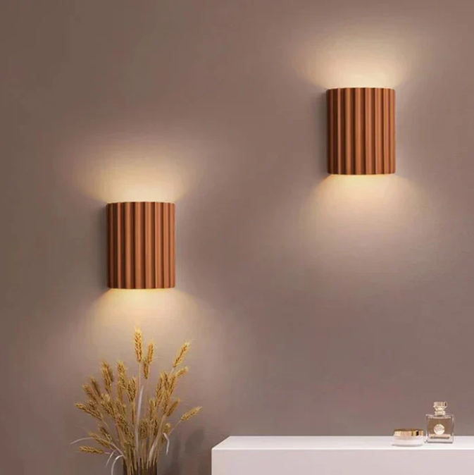 Lumora Wall Light In Resin With Dual-Sided Ambient Glow For Modern Interiors And Hallways
