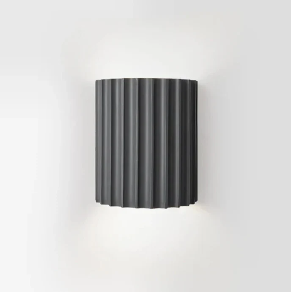 Lumora Wall Light In Resin With Dual-Sided Ambient Glow For Modern Interiors And Hallways