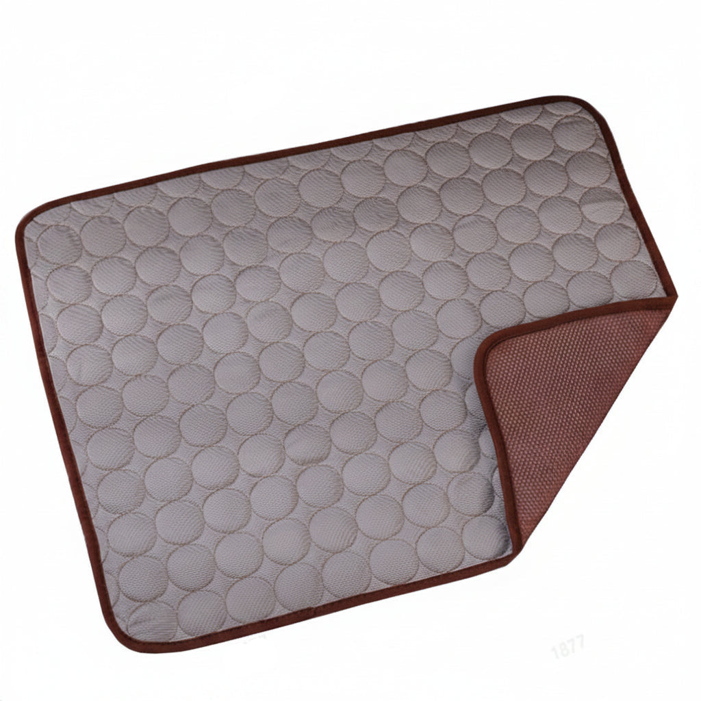 Tapis rafraîchissant pour animaux FROSTPAW — Modèle doux, respirant et léger