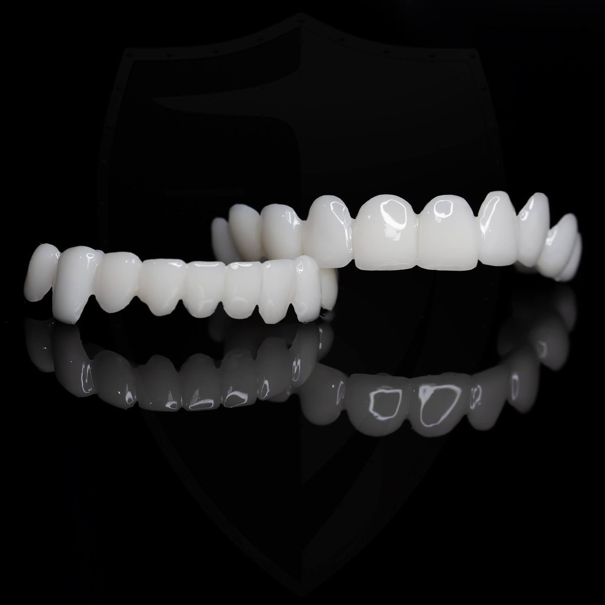 Zubní protéza SmileLift — nastavitelná sklíčka, přirozený vzhled, pohodlné padnutí