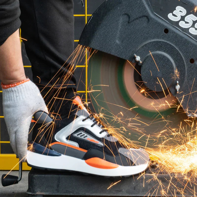 Lightweight Safety Work Shoes With Anti Slip Toe For Construction Hospitality Logistics