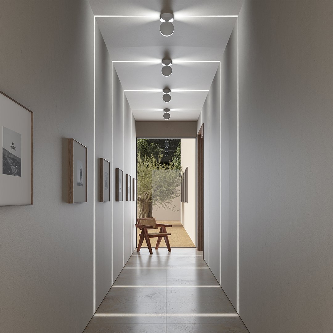 360 Degree Rotatable Aluminum LED Wall Lamp For Warm Ambient Lighting
