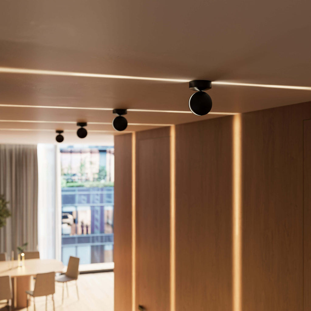 360 Degree Rotatable Aluminum LED Wall Lamp For Warm Ambient Lighting