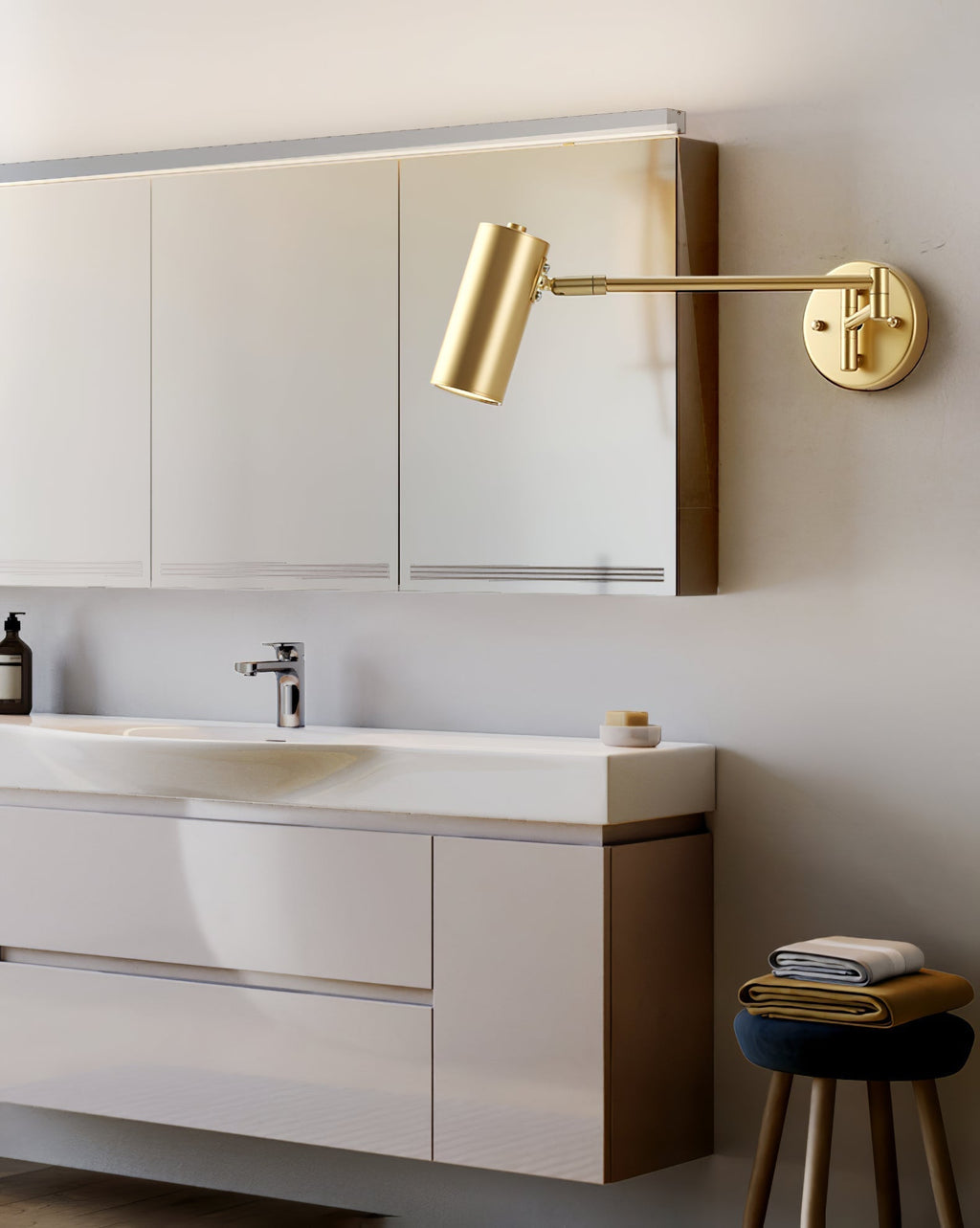 Versatile Wall Light With Adjustable Arm And Cylindrical Spotlight In Brass Or Black Metal