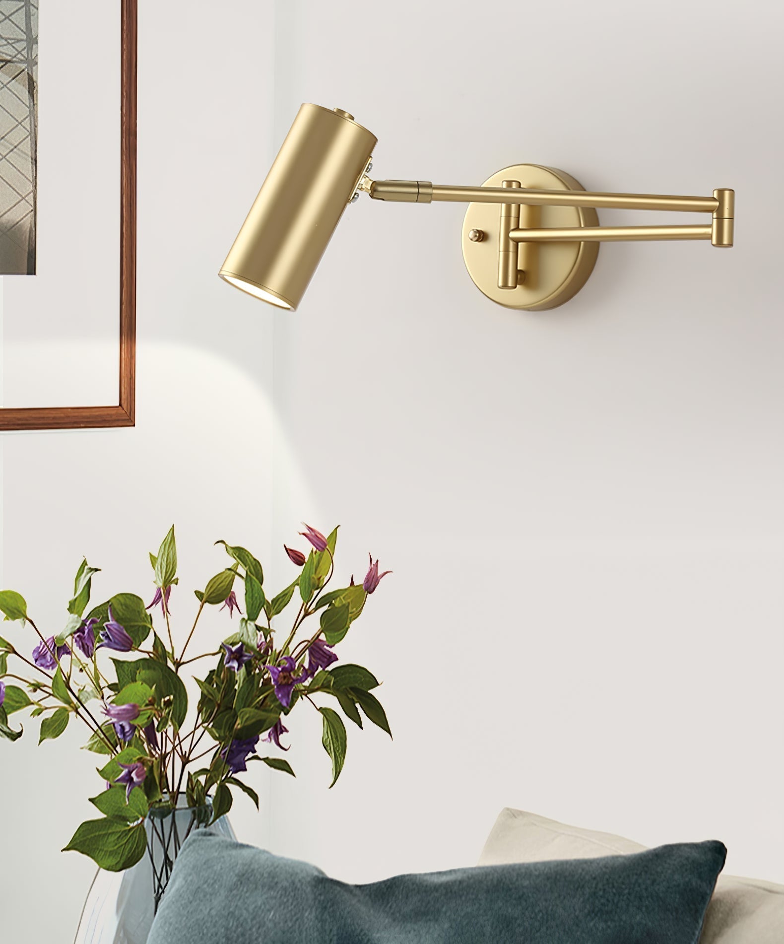 Versatile Wall Light With Adjustable Arm And Cylindrical Spotlight In Brass Or Black Metal