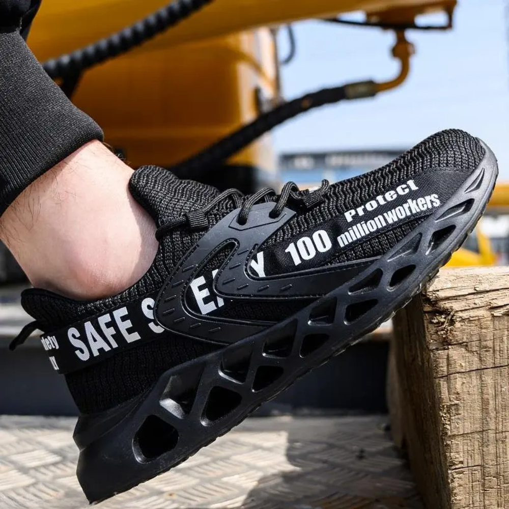 Breathable Flyknit Work Shoes With Steel Toe And Kevlar Sole