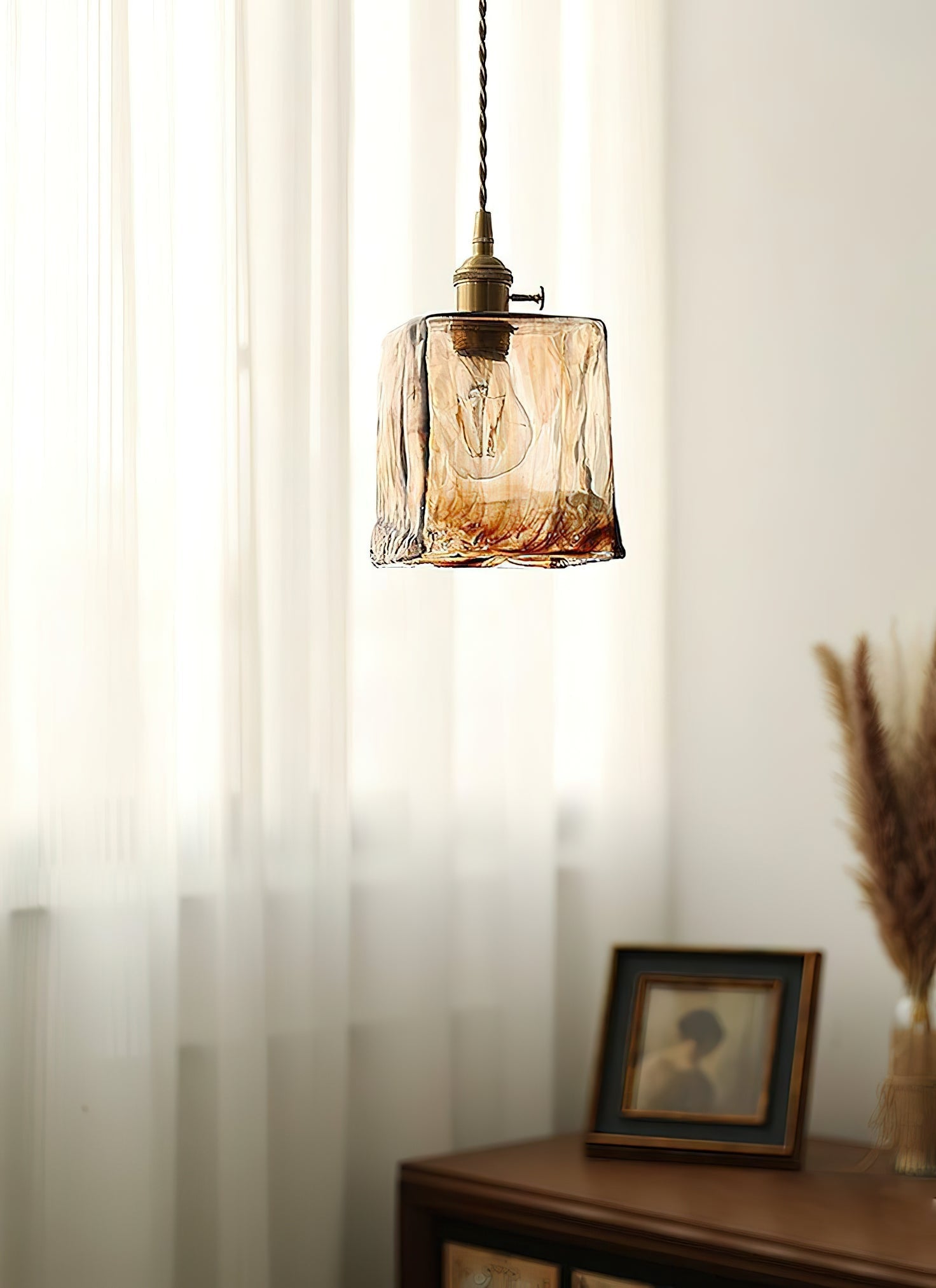 Vintage Brass And Amber Glass Pendant Light For Dining Rooms And Bars E26 E27 40W Max