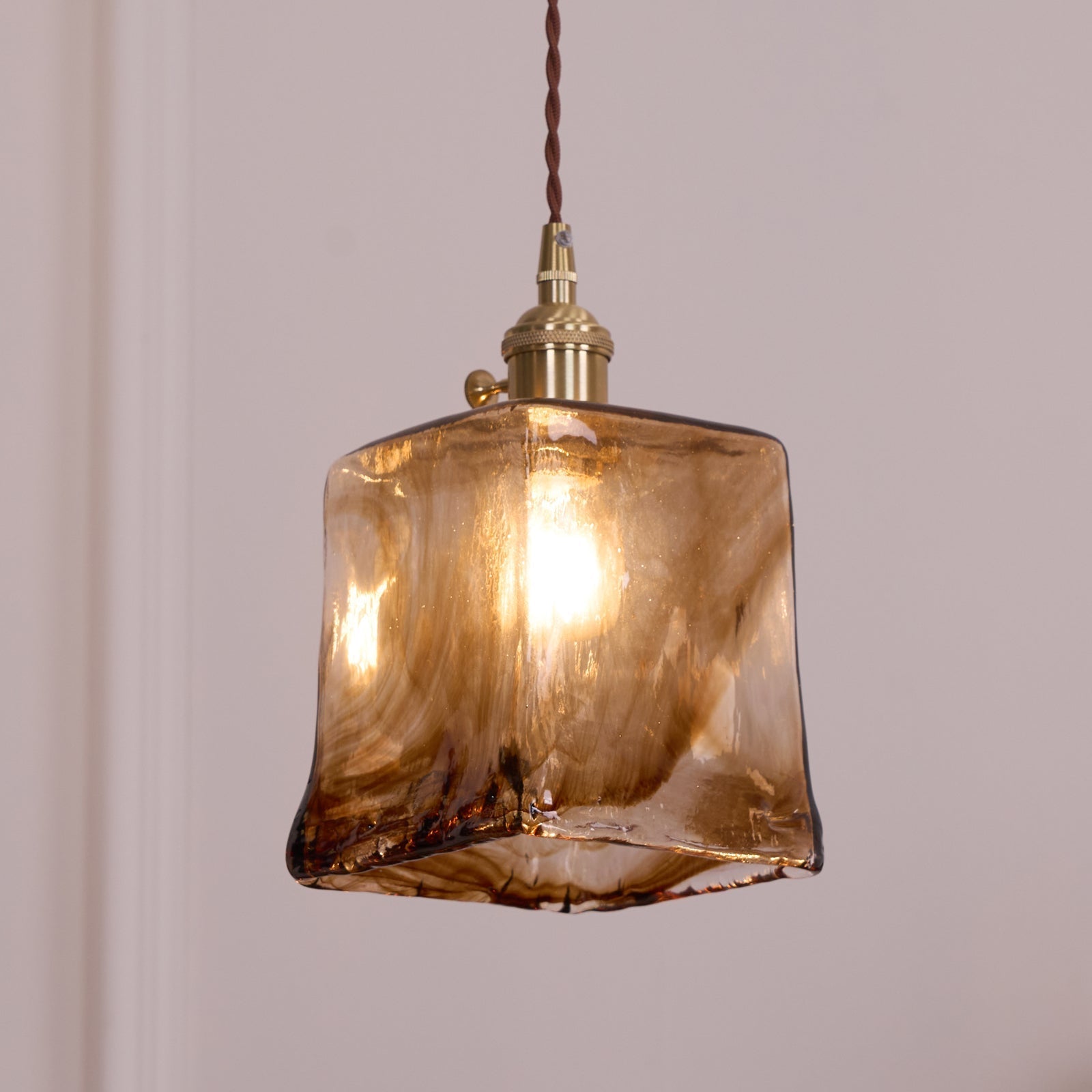 Vintage Brass And Amber Glass Pendant Light For Dining Rooms And Bars E26 E27 40W Max