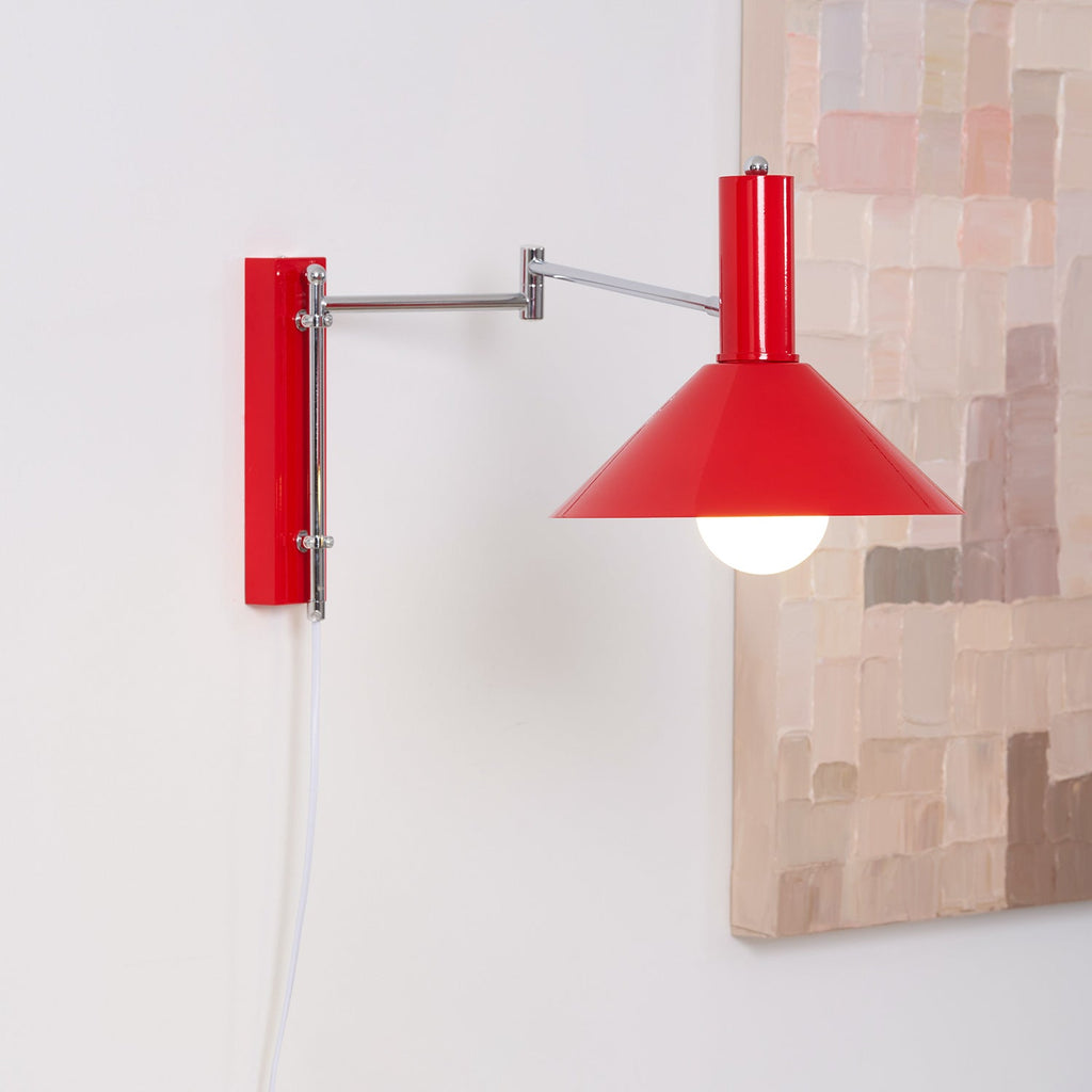 Industrial Style Adjustable Metal Lamp With Articulated Arm For Reading