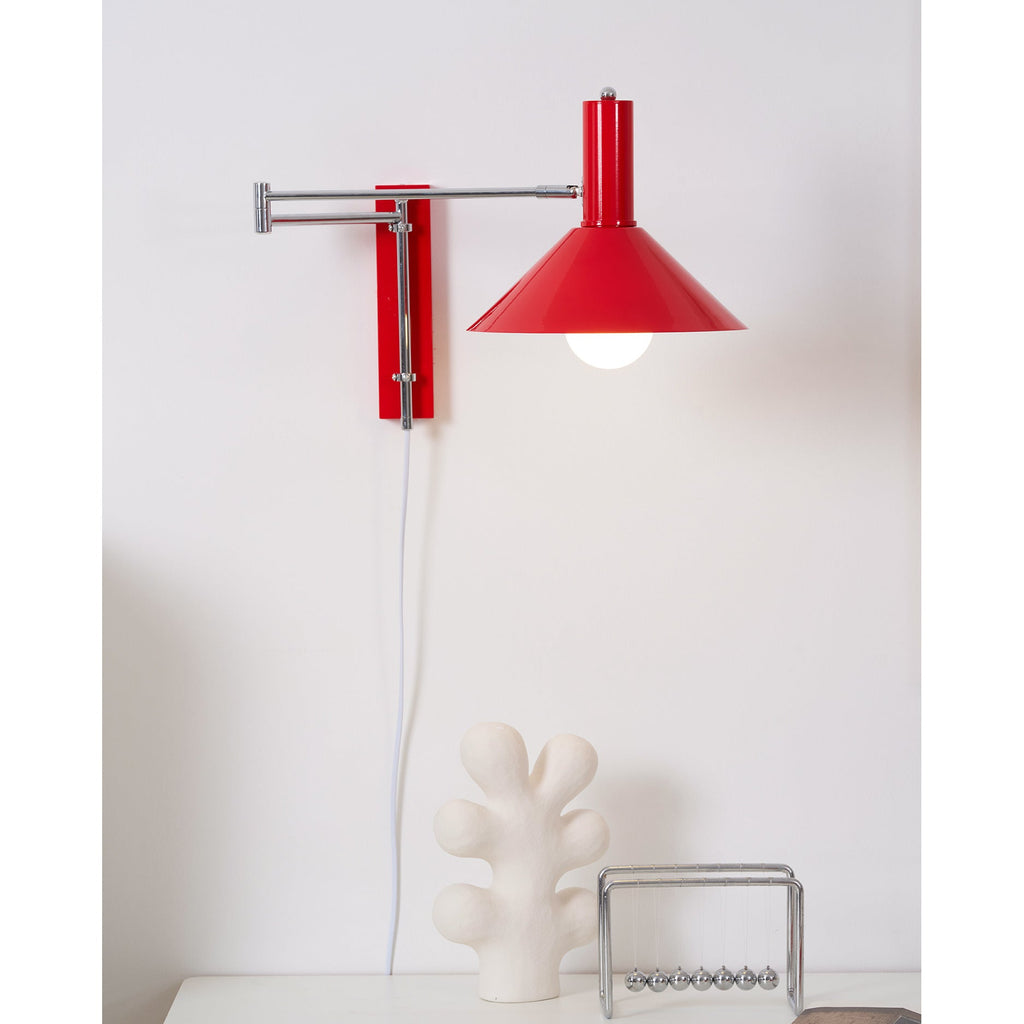Industrial Style Adjustable Metal Lamp With Articulated Arm For Reading