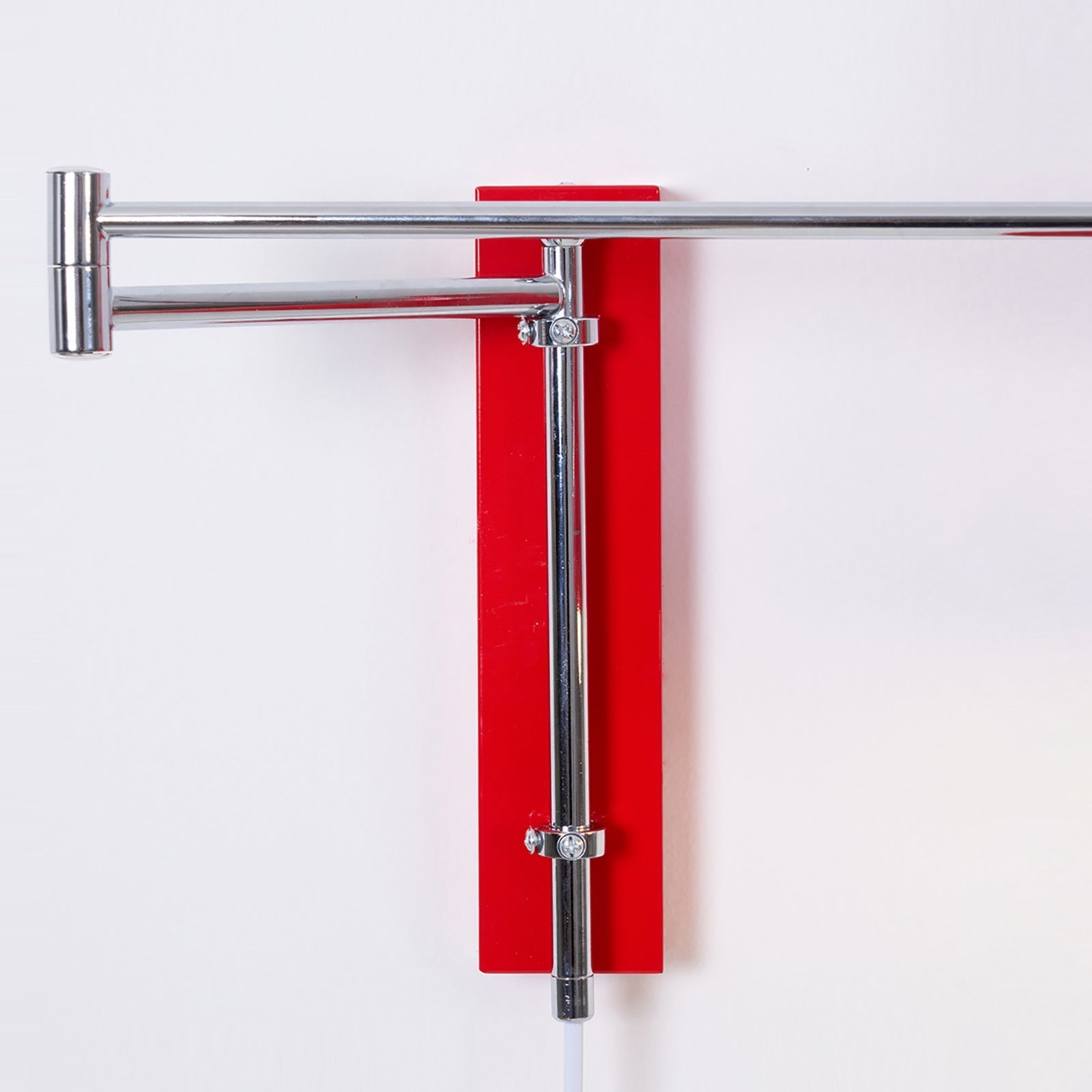 Industrial Style Adjustable Metal Lamp With Articulated Arm For Reading