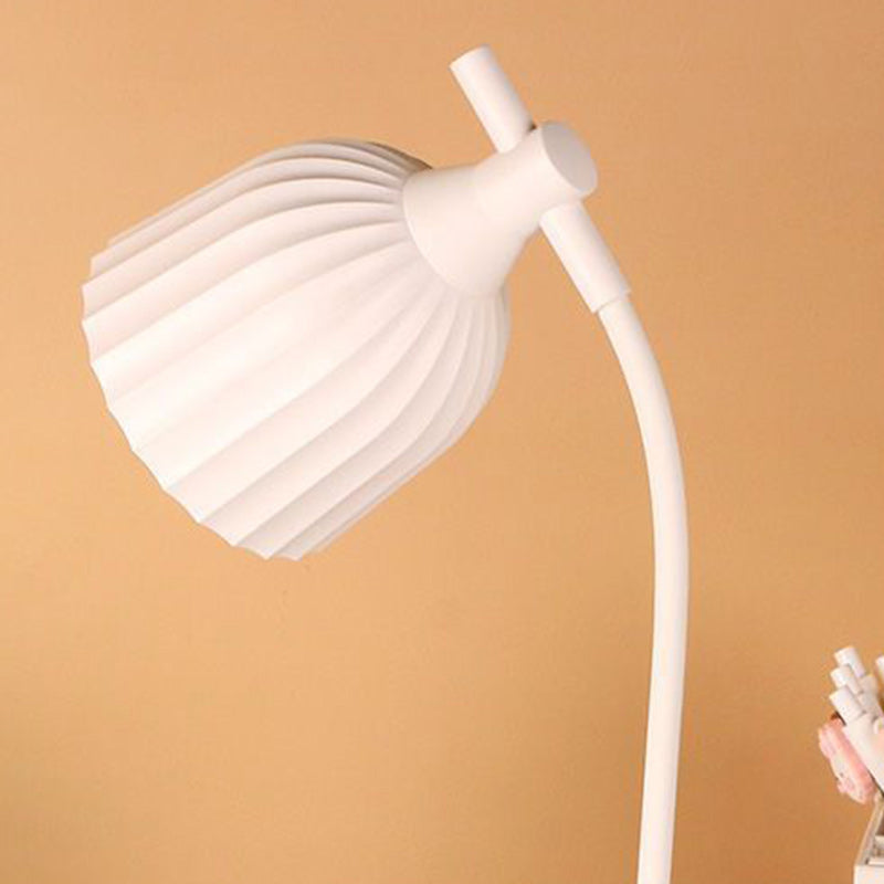 Moderní minimalistická stolní lampa – stmívatelný jas