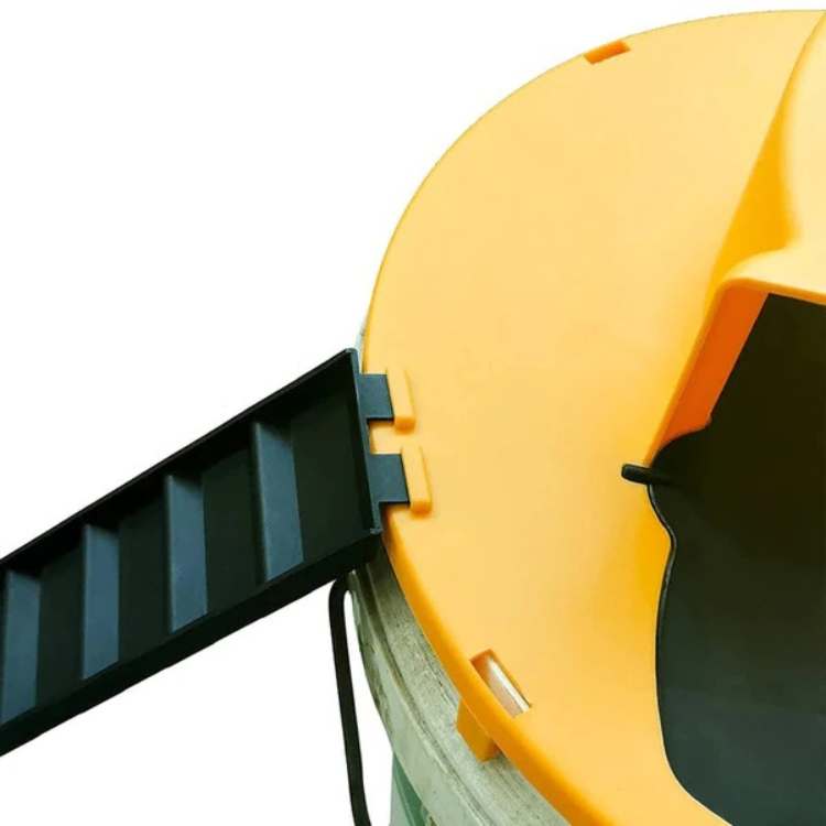 Automatic Tilting Mouse Trap — Multi-Catch Design, Standard Bucket Compatible