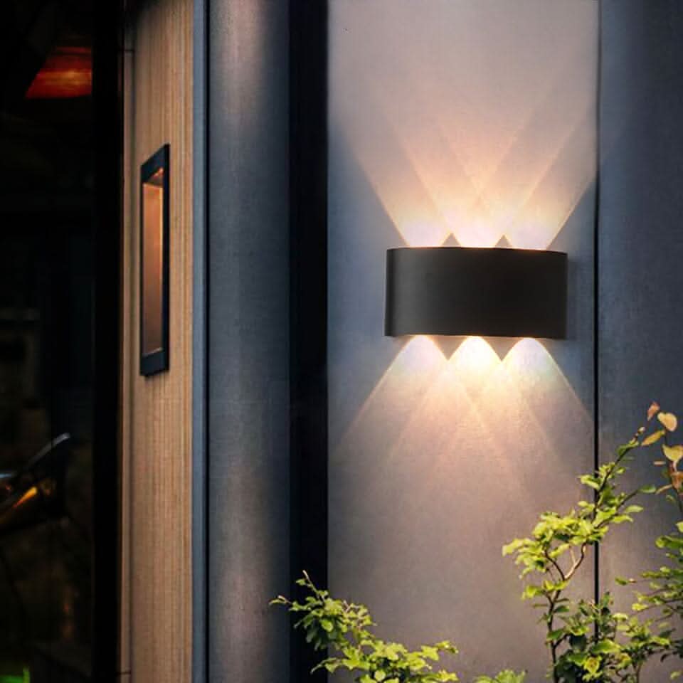 LUMAVEX vattentät LED-vägglampa för utomhusbruk — arkitektonisk belysning uppåt och nedåt