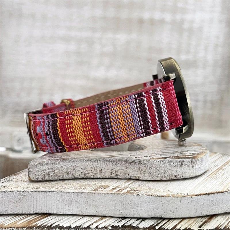 Rainbow Pattern Vintage Women's Watch With Braided Strap