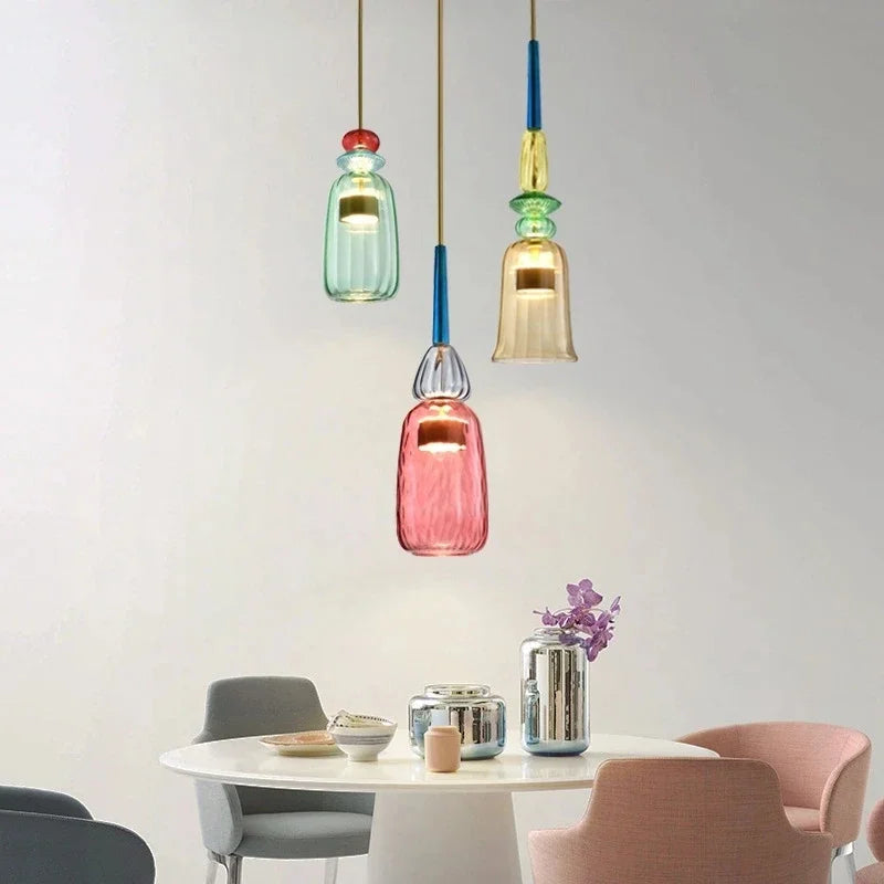Lampada a sospensione regolabile in altezza dai colori vivaci | Ka-mostore