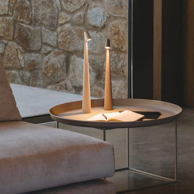 Always perfect light with this modern, wireless table lamp | Ka-mostore