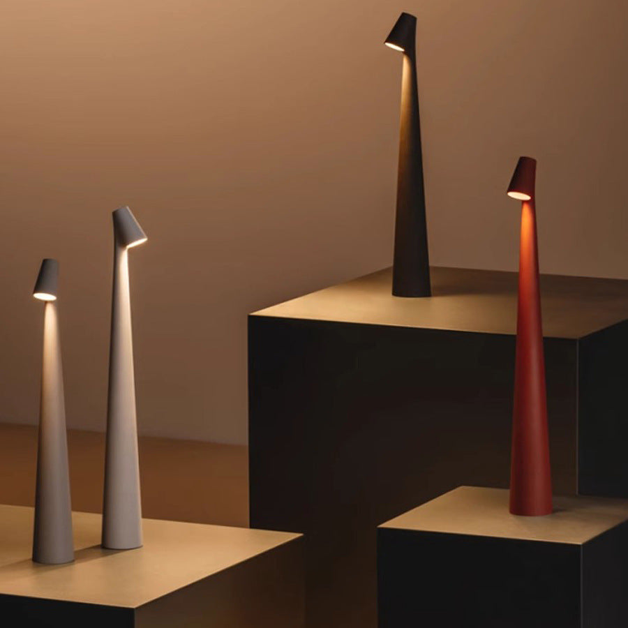 Always perfect light with this modern, wireless table lamp | Ka-mostore