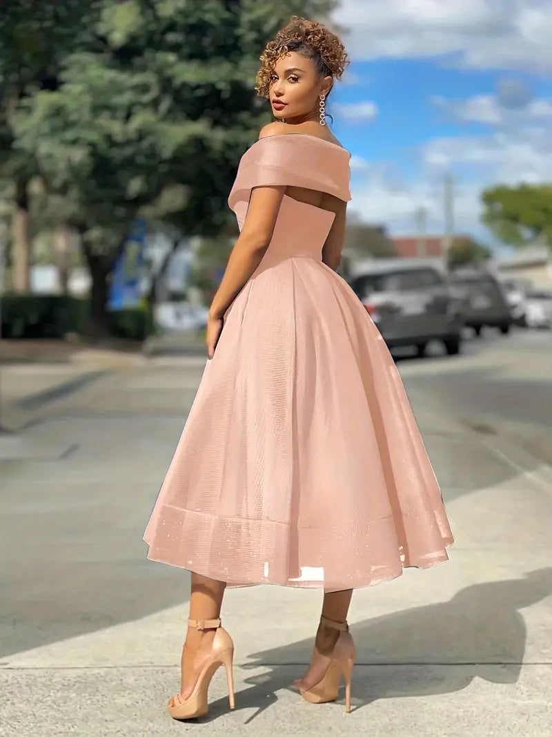 Anouk - Long Dress with Off-Shoulder Design, Flattering Cut | Ka-mostore