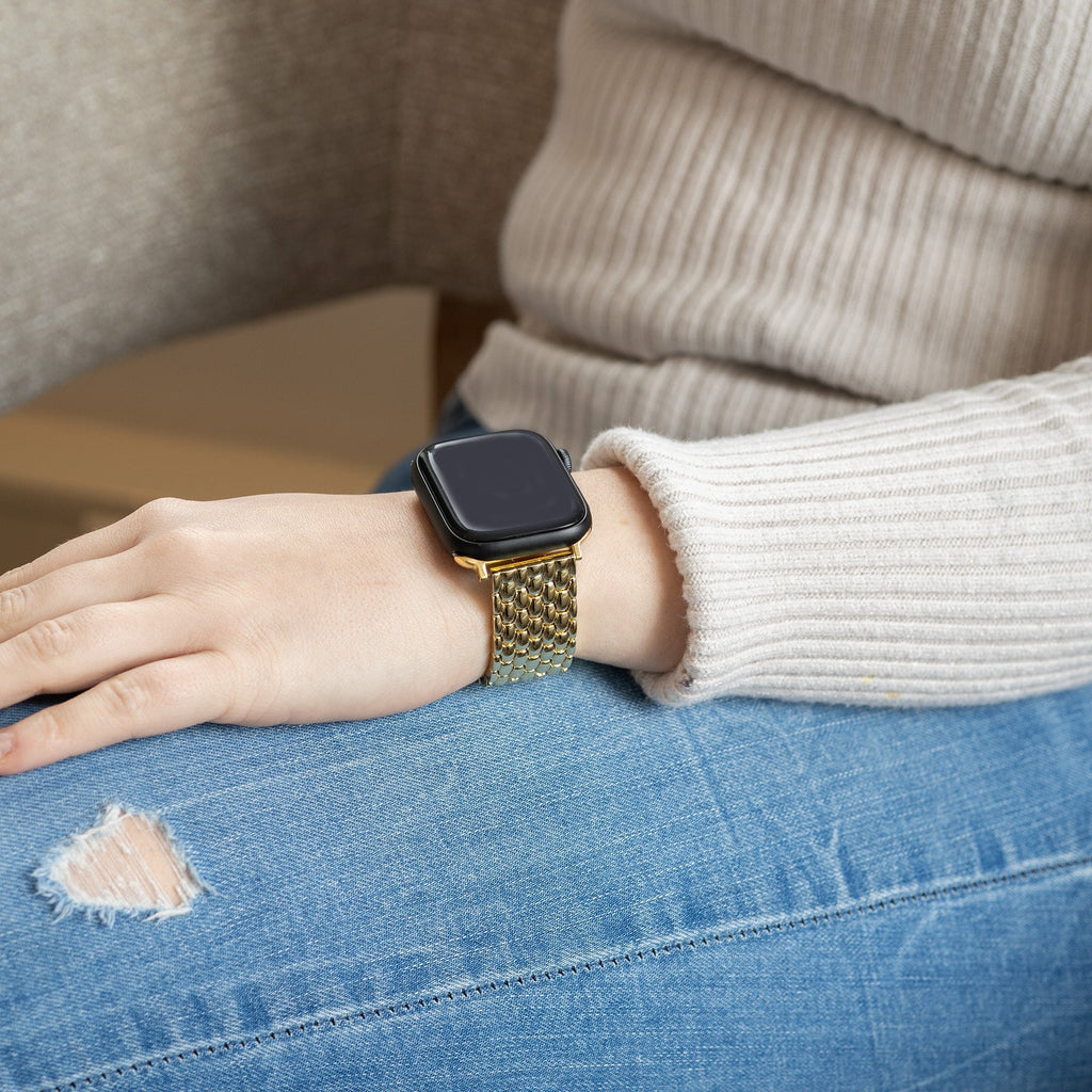 Apple Watch Dragon Steel Strap — Gold Dragon-Scale Links