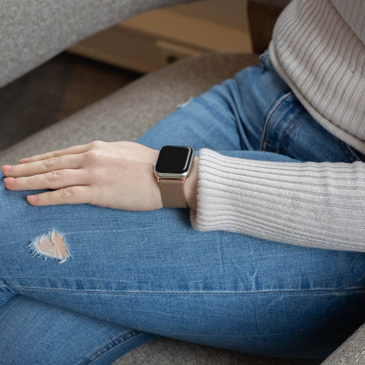 Apple Watch Milanese Band — Rose Gold Clasp Strap