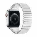 سوار Apple Watch من الفولاذ المقاوم للصدأ باللون الفضي، مرن