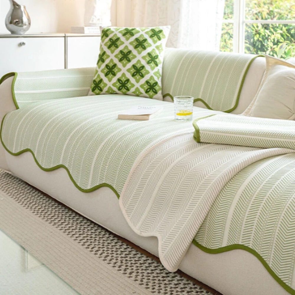 Aurivelle-ruotokuvioinen sohvanpäällinen, simpukkareunus | Ka-mostore