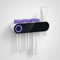 BrushDock-hammasharjateline automaattisella UV-desinfioinnilla
